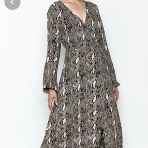 Buddy Love Long sleeved cobra print "Milli" maxi
